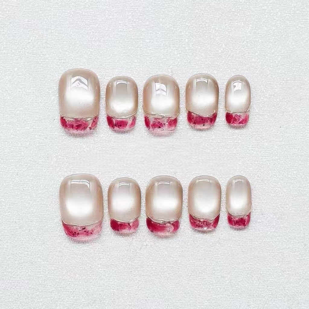 نقطة لؤلؤة حمراء