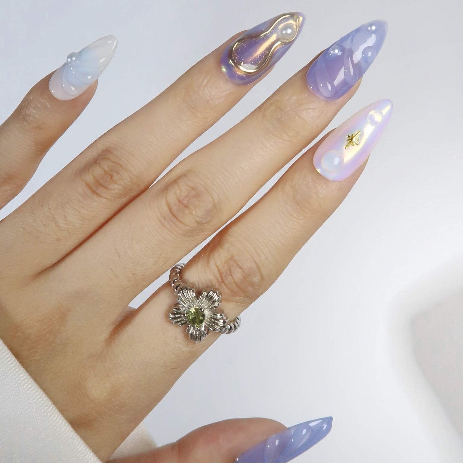 الأسطورة الزرقاء