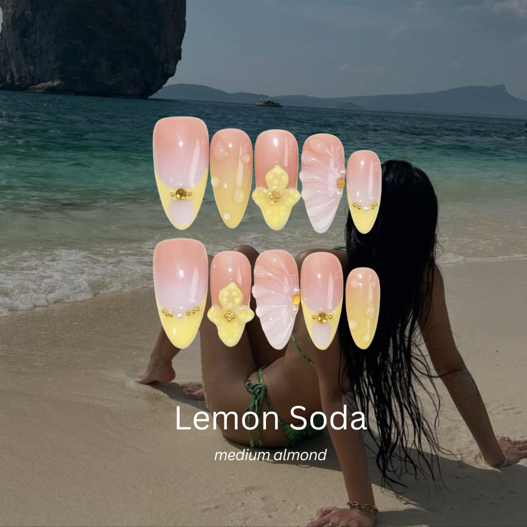 السباحة عند غروب الشمس
