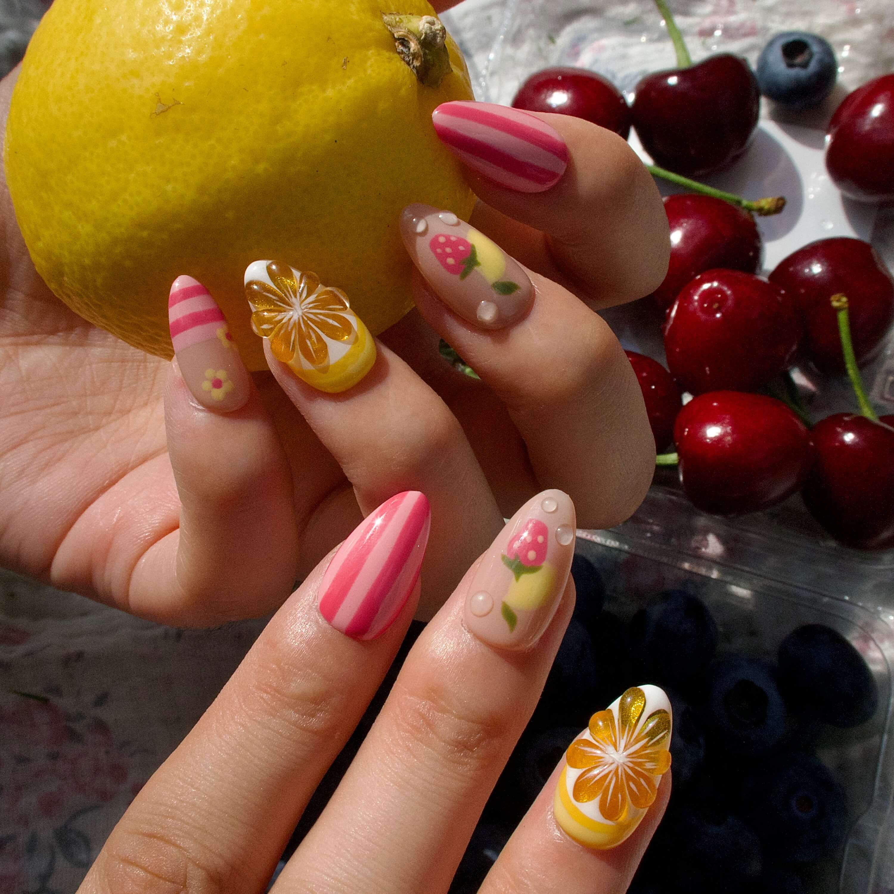 ليموناضة التوت