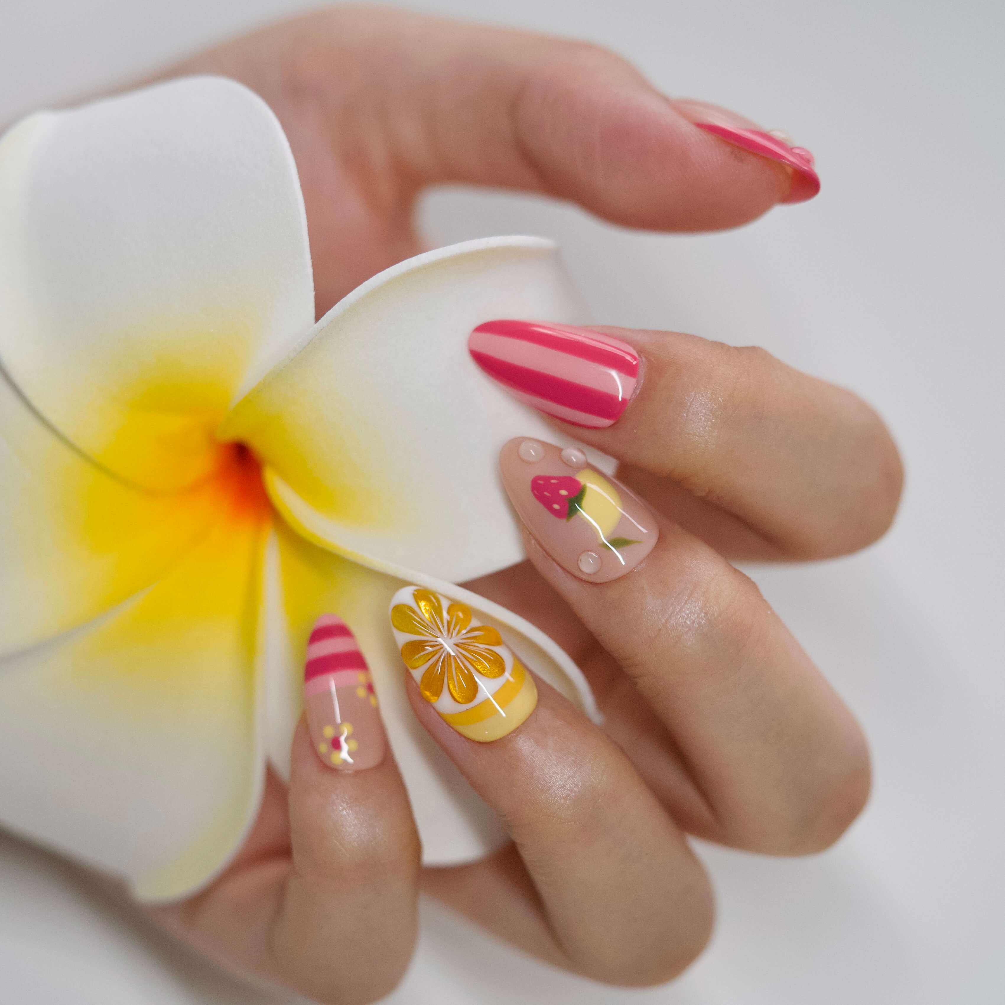 ليموناضة التوت