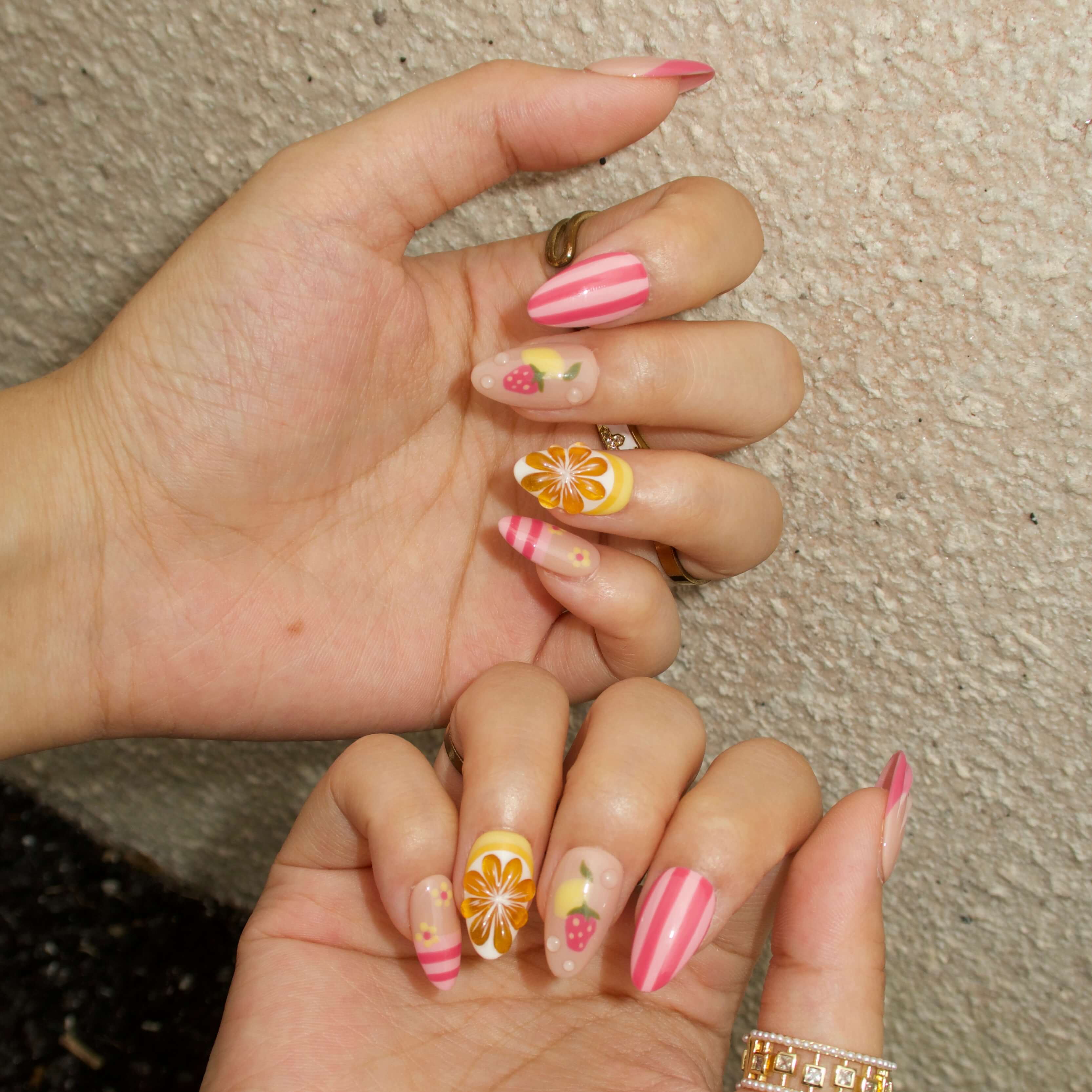 ليموناضة التوت