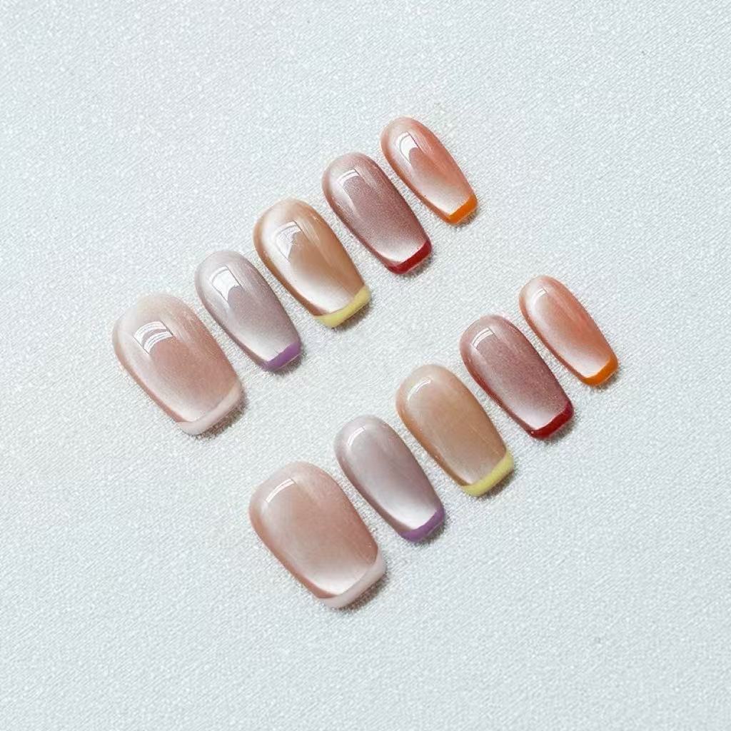 مكعبات الثلج الملونة