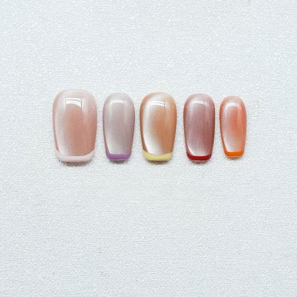 مكعبات الثلج الملونة