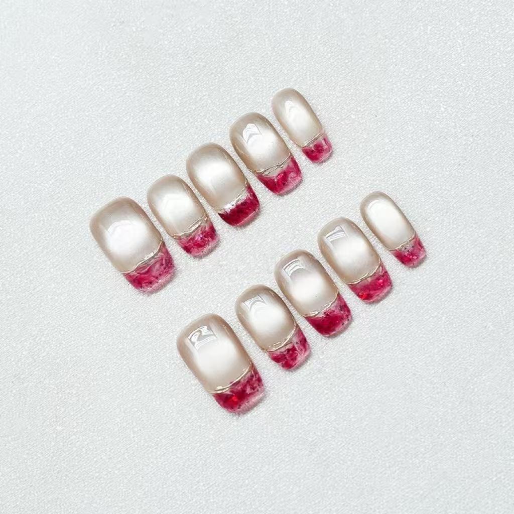 نقطة لؤلؤة حمراء